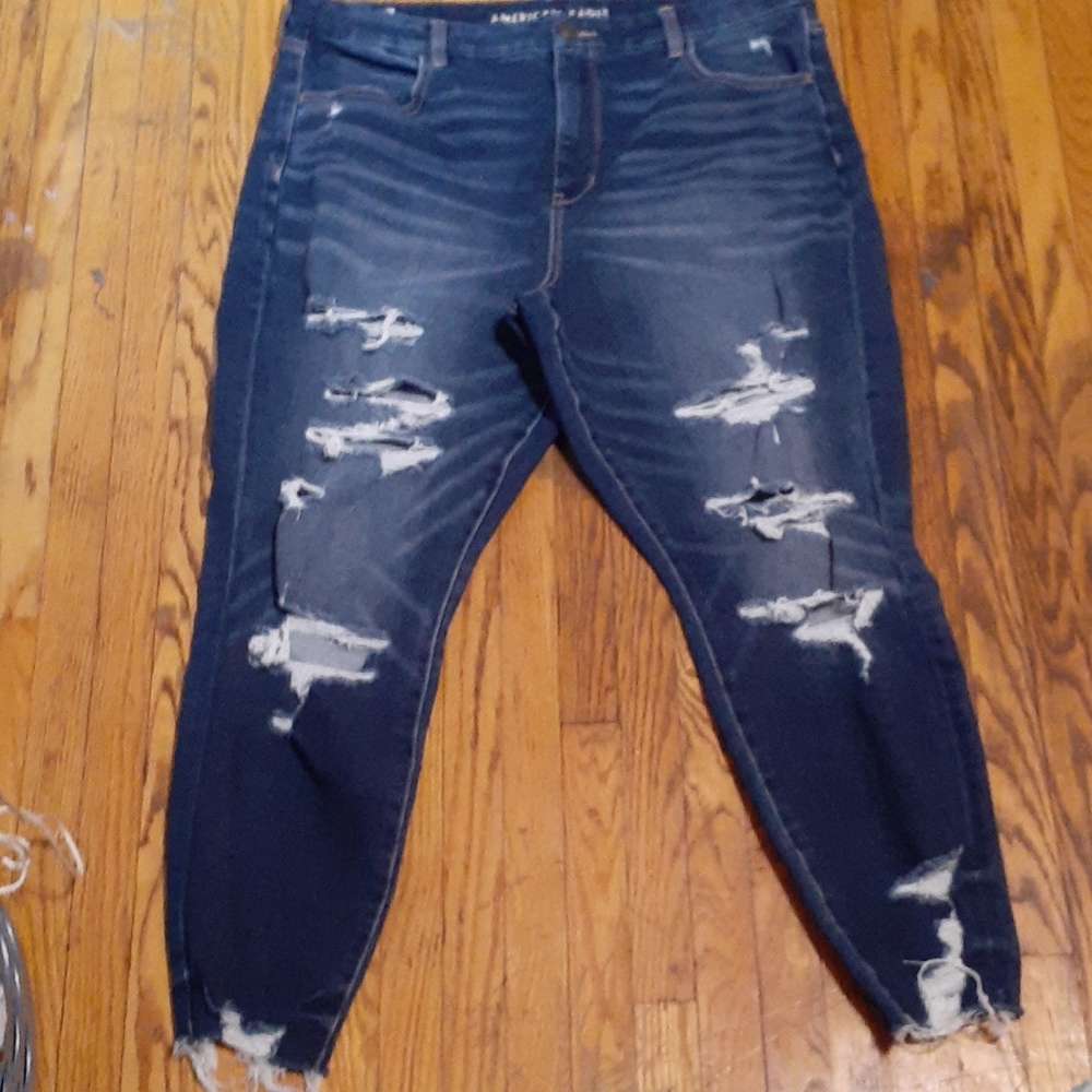 AMERICAN EAGLE THE DREAM JEANS